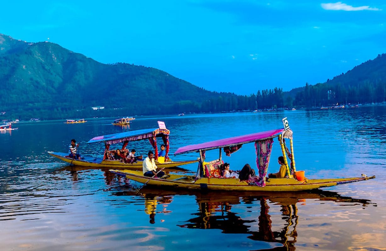 Featured image for The Classic Kashmir Trip Everyone Loves tour package